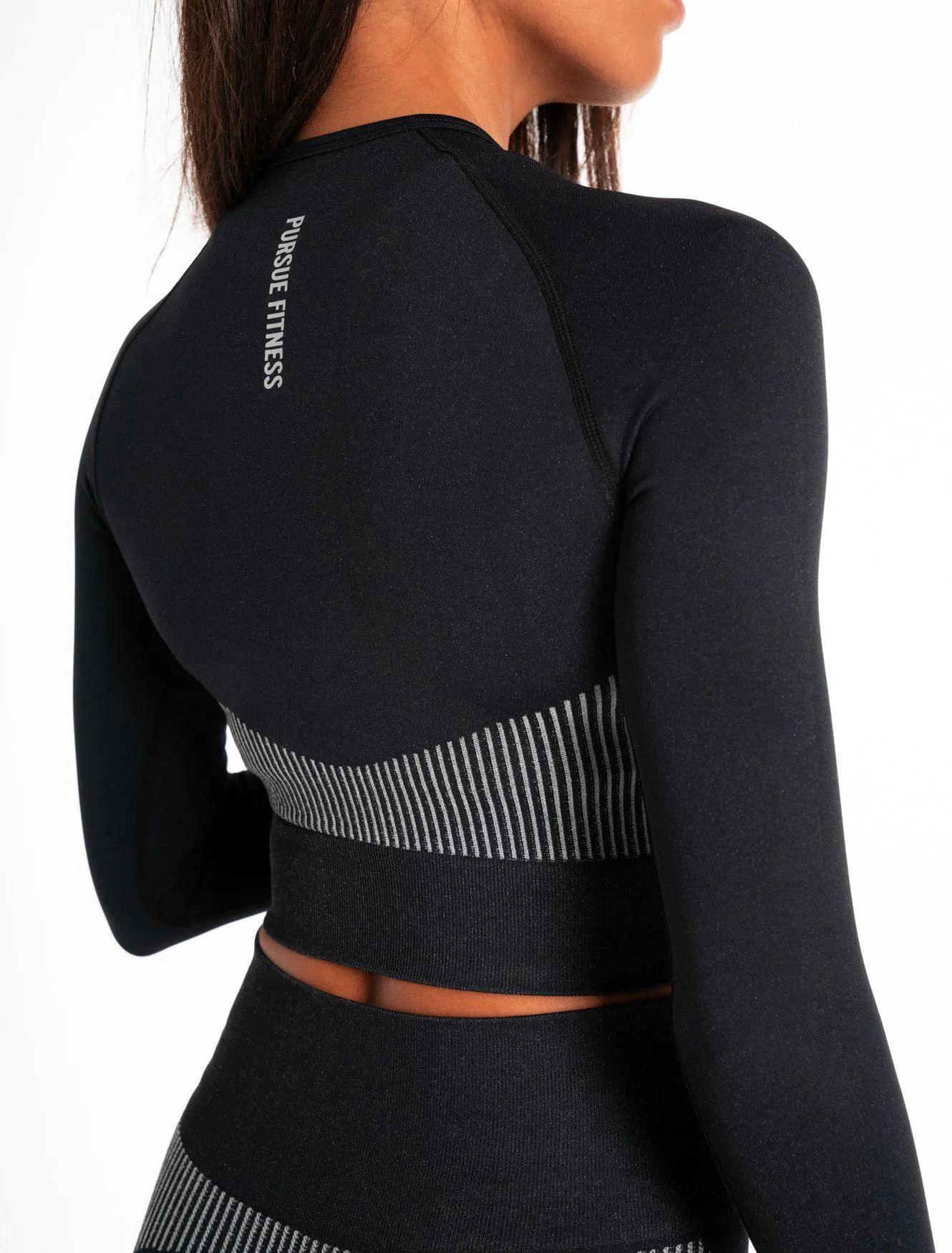 ADAPT Seamless Long Sleeve Crop Top - Black