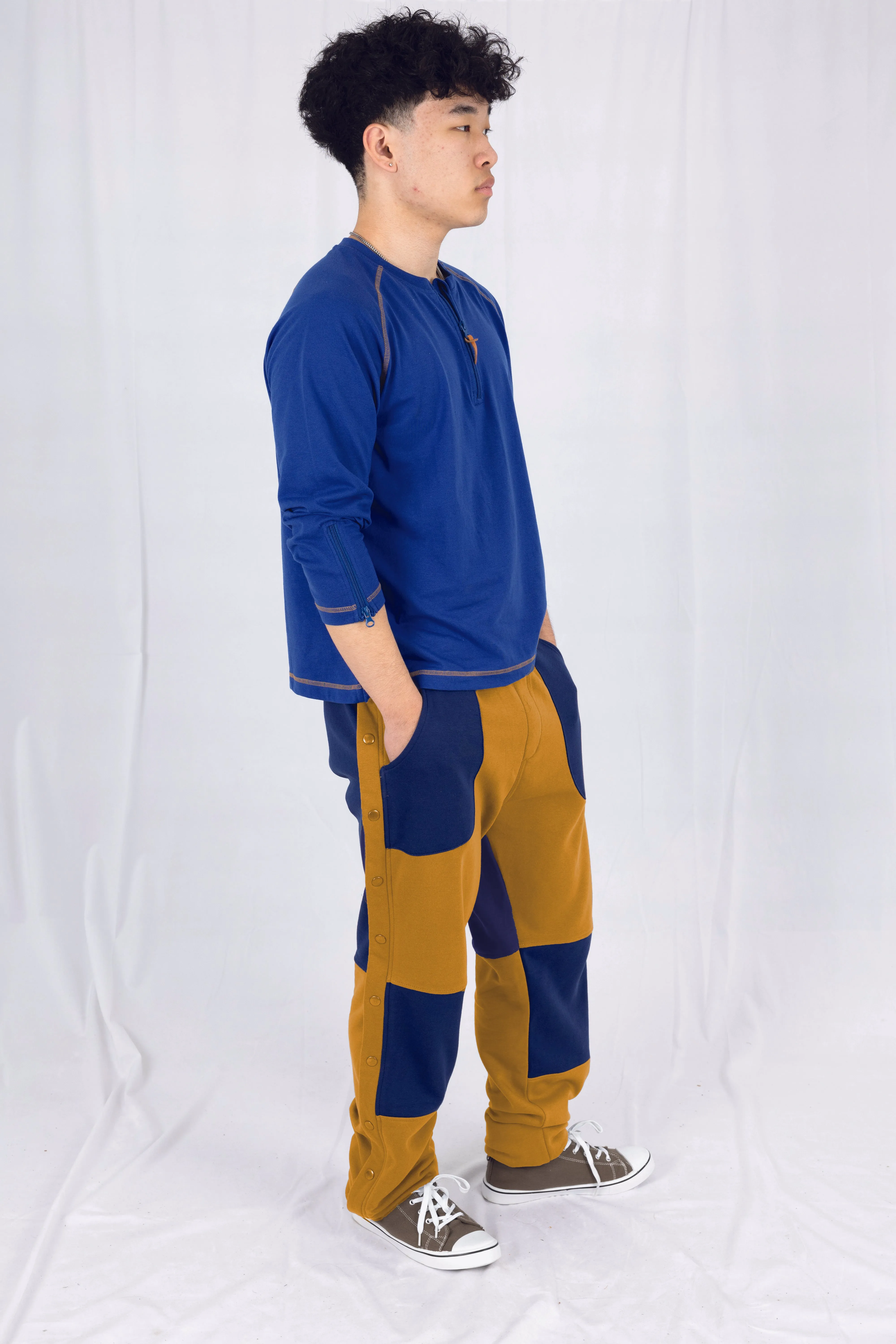 Adaptive Kids Jogger Pants: Adjustable Elastic Waist, Full Side Zipper for Easy Undressing