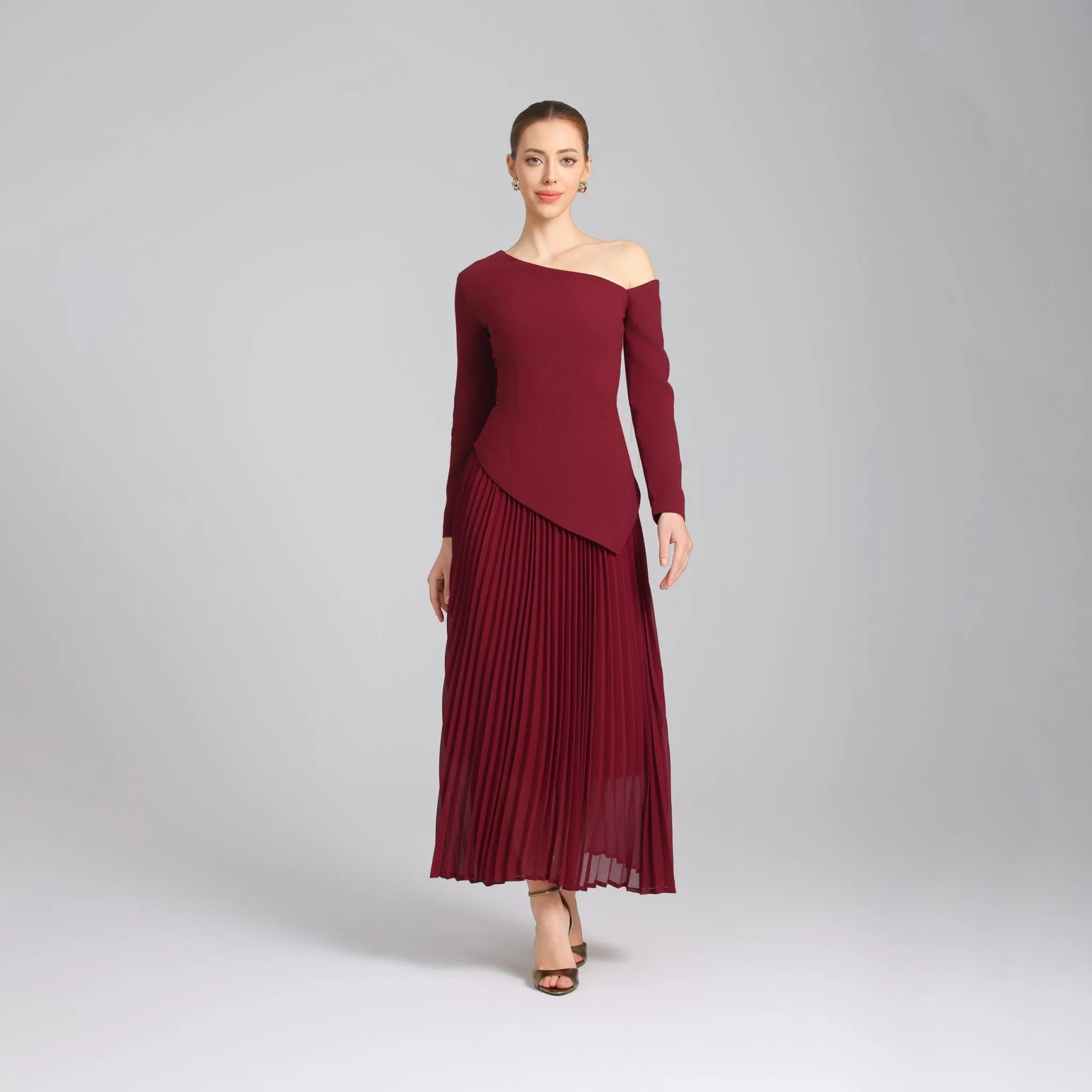 Burgundy One-shoulder Crepe Dress With Pleated Skirt