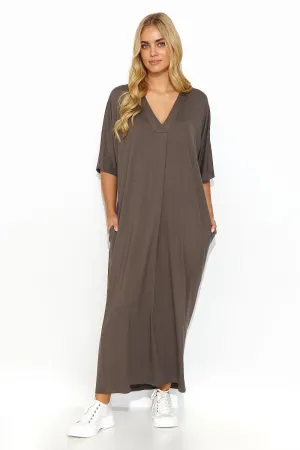 Effortlessly Chic V-Neck Knit Maxi Dress for Summer Elegance