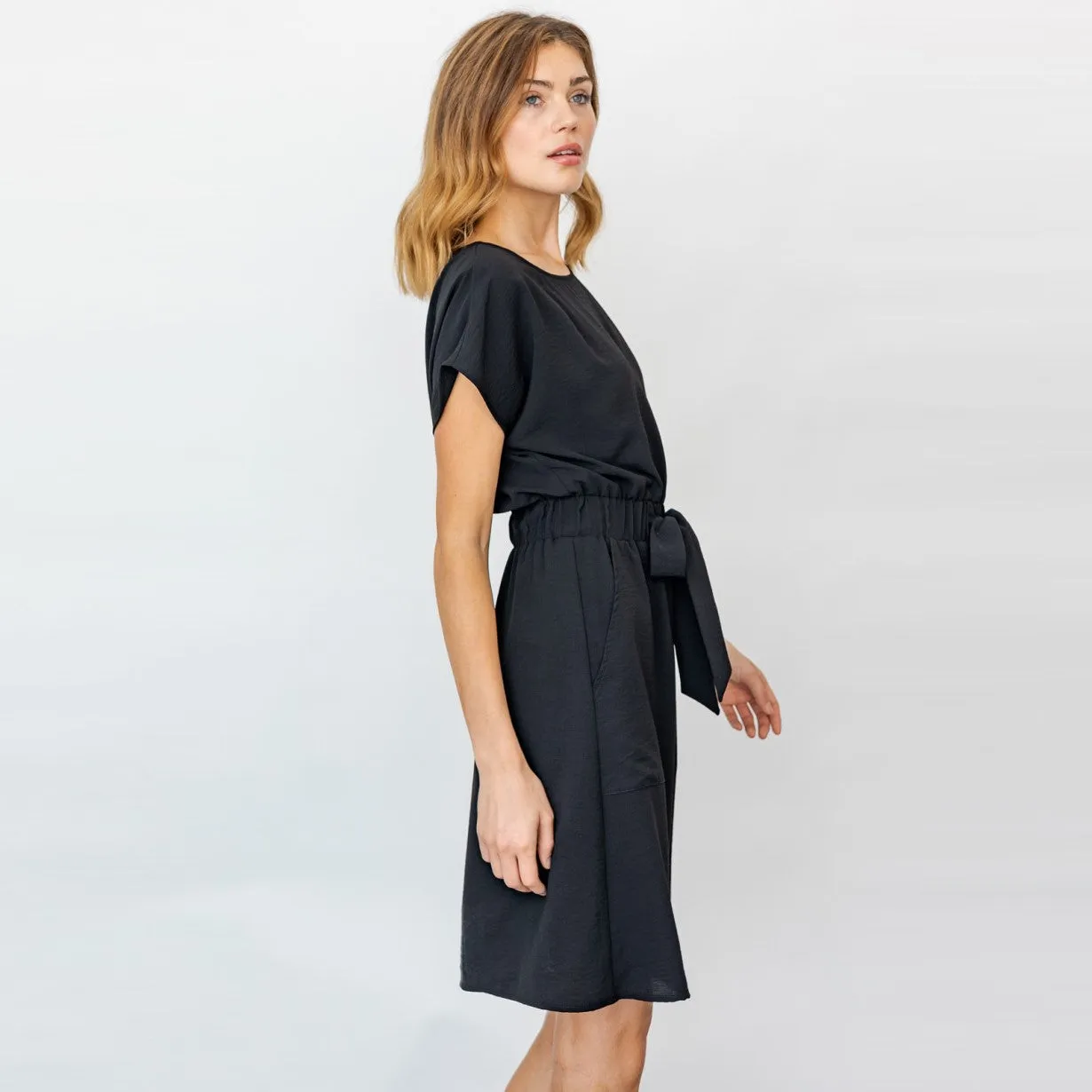 Front Tie Midi Dress (Black)