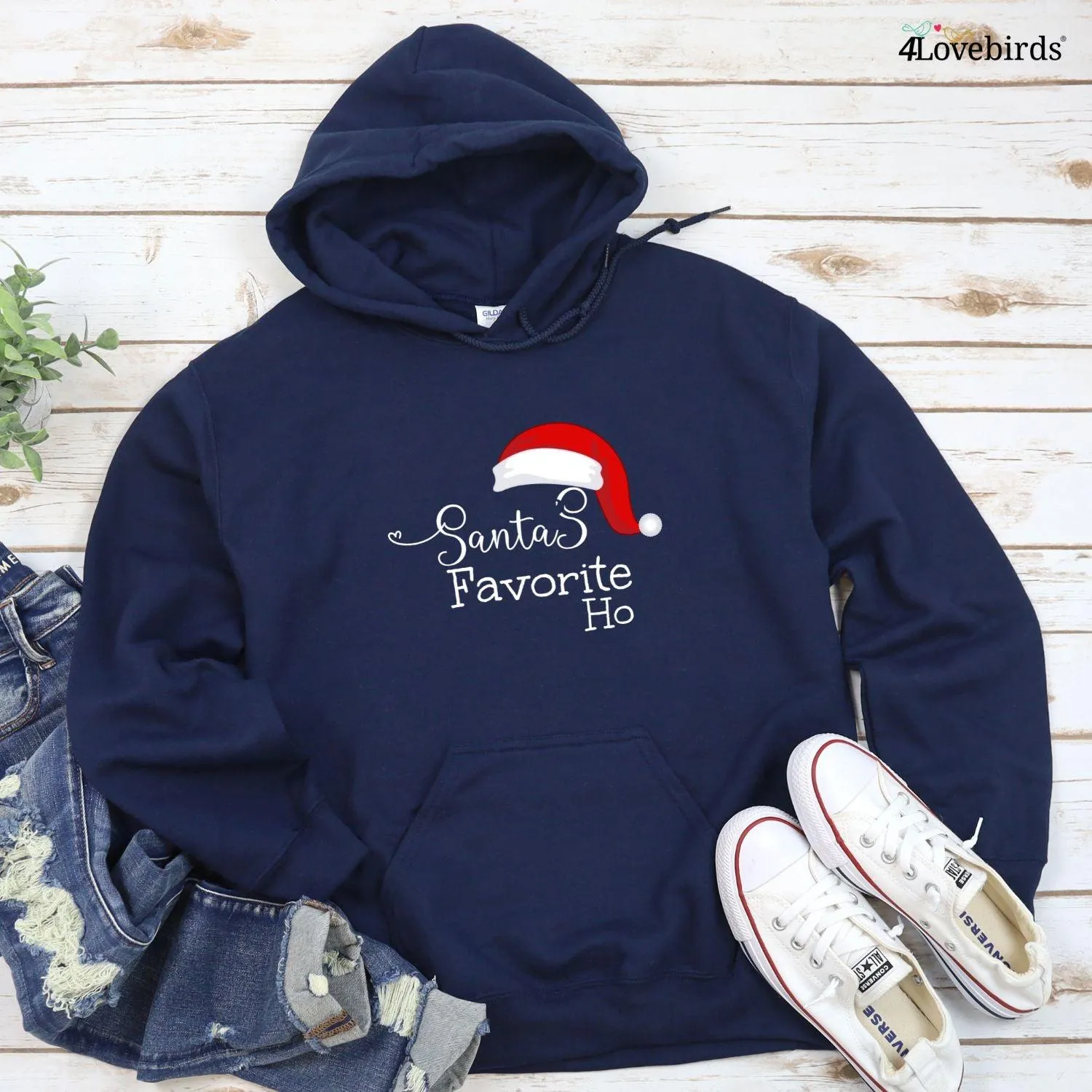 Santa & Santa's Favorite Ho Matching Christmas Set: Outfits for Couples!