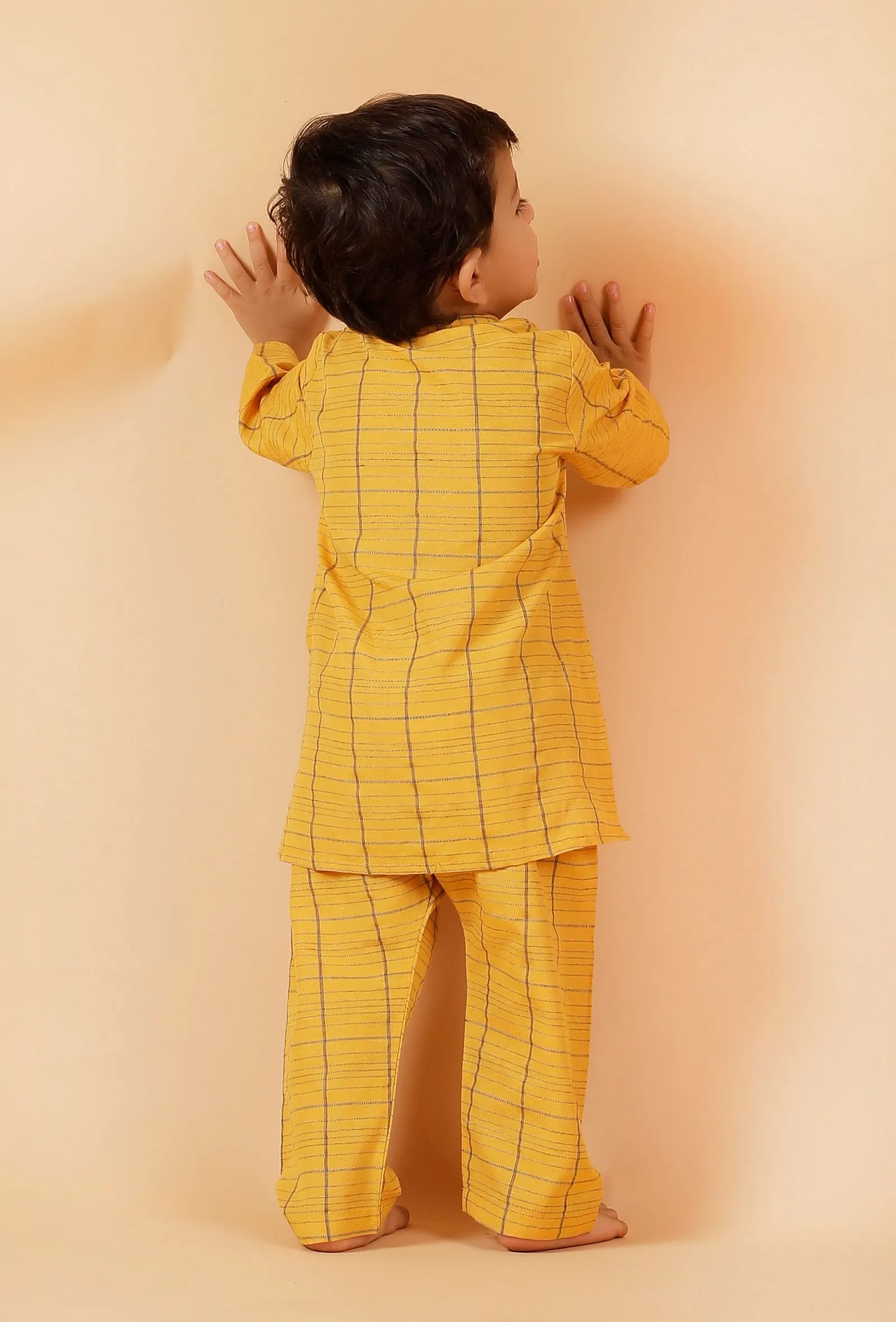 Set of 2: Yellow Checked  Kurta With Yellow Checked Woven Pant