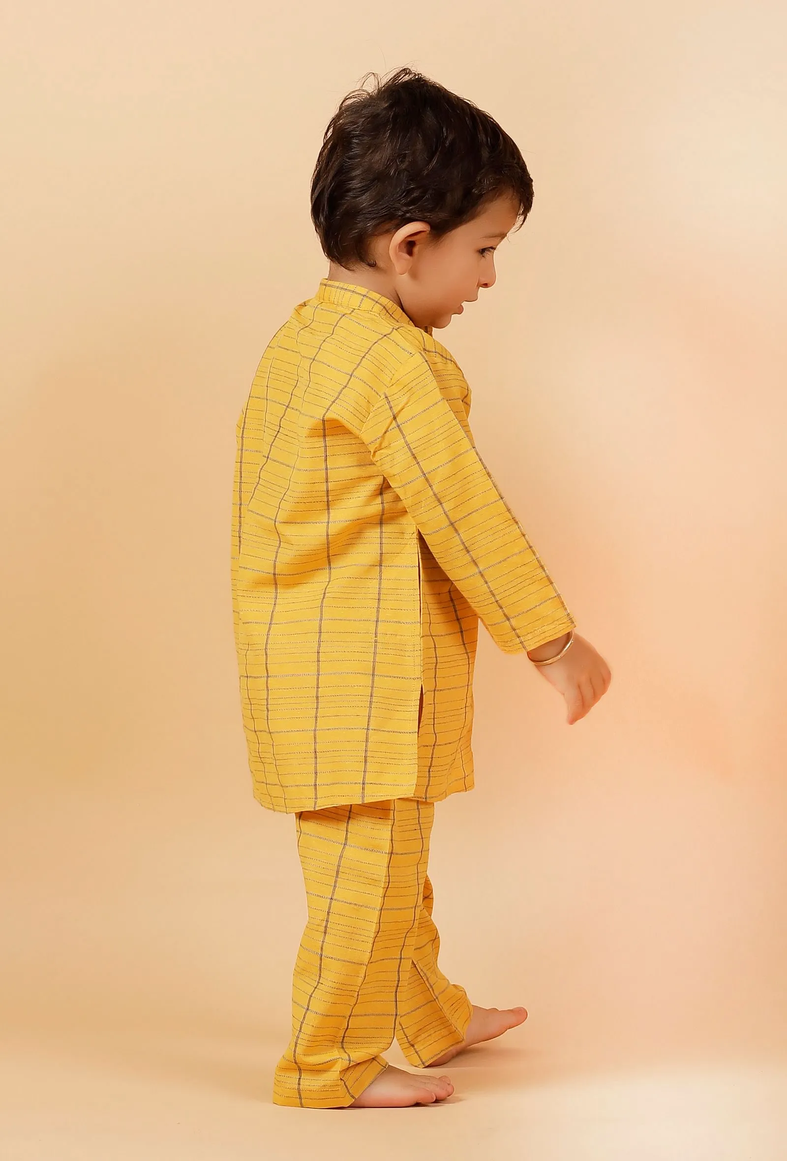 Set of 2: Yellow Checked  Kurta With Yellow Checked Woven Pant