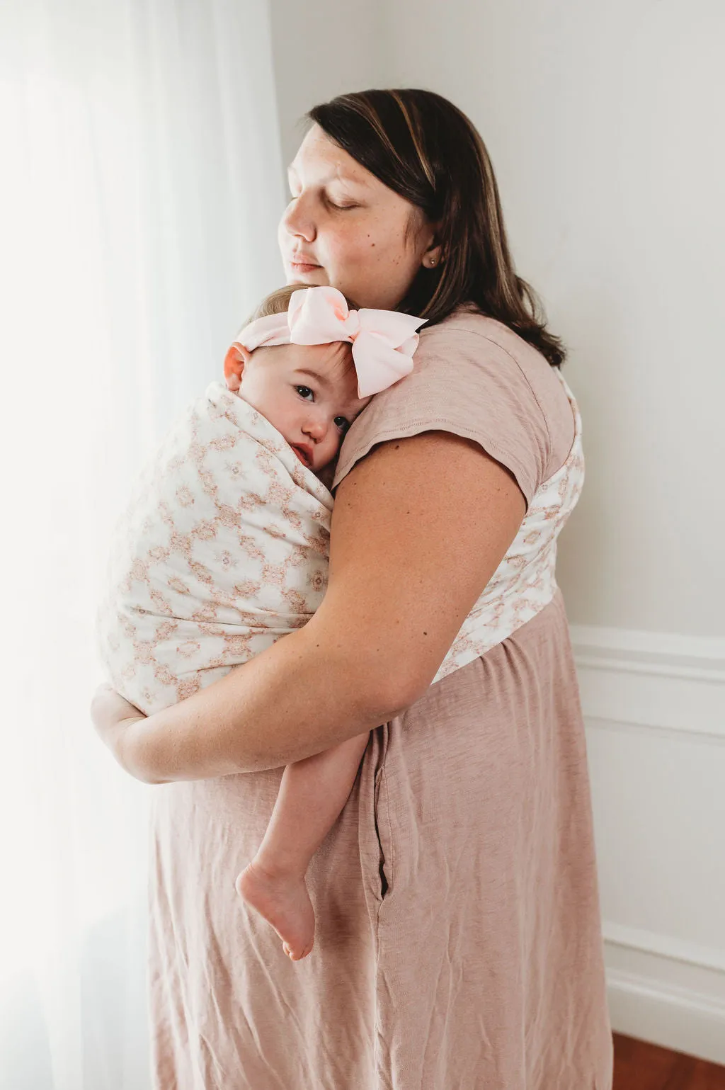 Vivian Rose Ring Sling